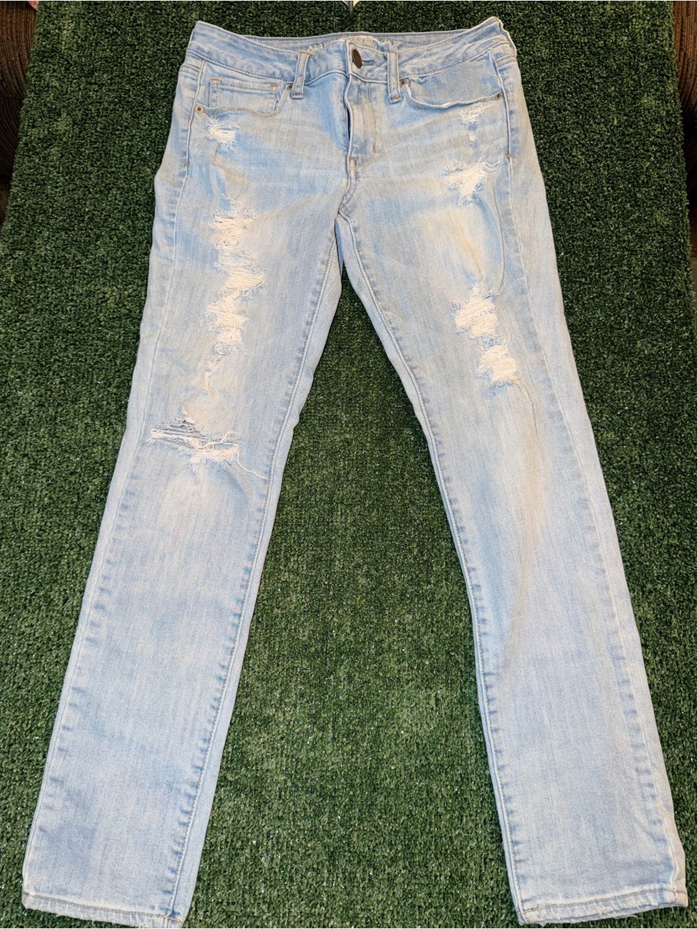 American Eagle Outfitters Light Blue Distressed Women’s Skinny Jeans strech Sz 8